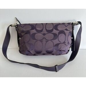 Coach Signature East West Duffle Purple‎ Leather Trim Handbag F15068 2010 READ